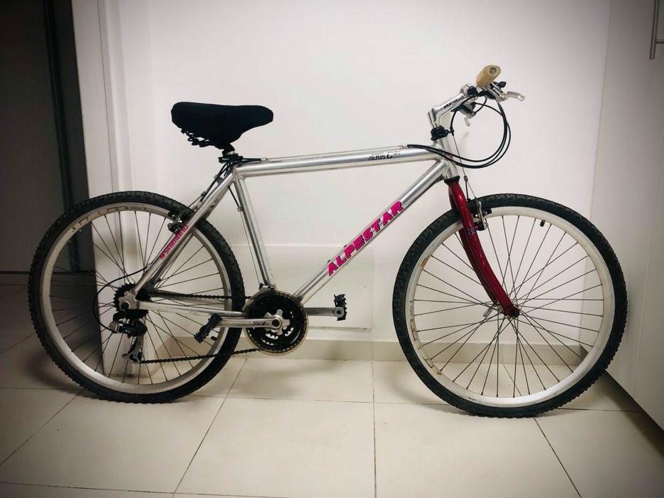 Bicicleta BTT c material shimano