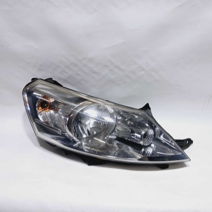 Lampa prawa Przód Peugeot Expert II Scudo Jumpy 07-13
