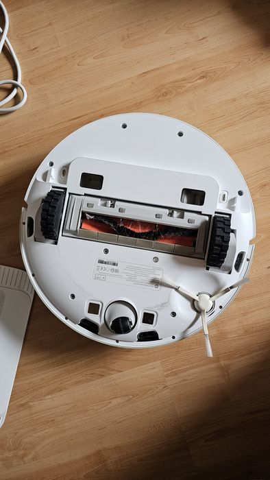 Xiaomi Robot Vacuum X10 — моющий пылесос + комплект расходников