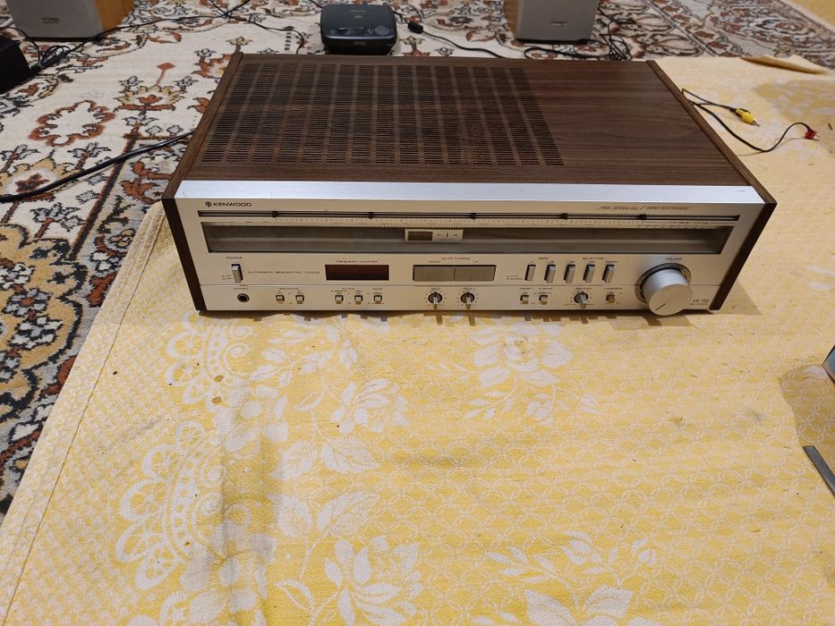 Продам радиоприемник  ITT Schaub-lorenz  Touring, Junior