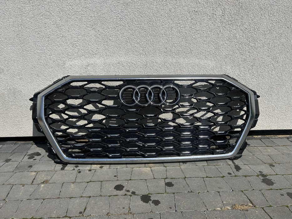 Grill chrom typu audi q3 83A.