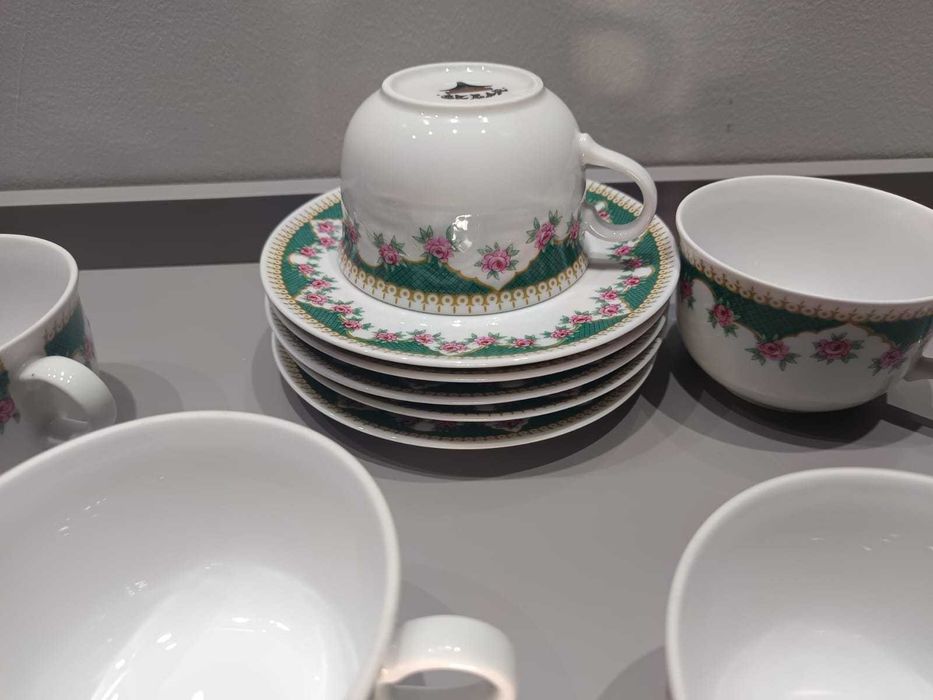 Conjunto de 5 Chávenas + Pires – Porcelana Chinesa