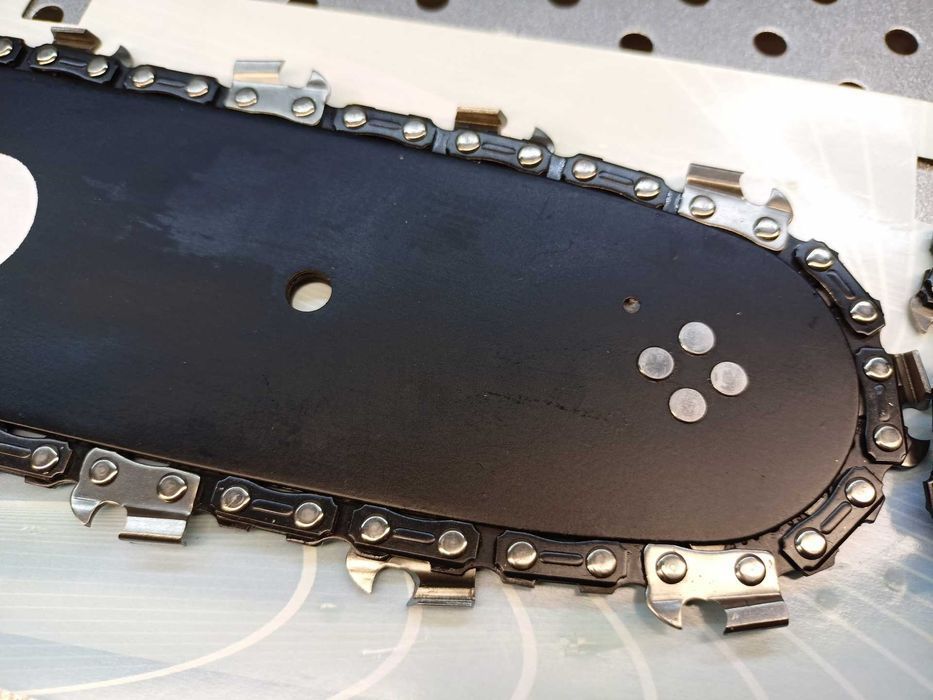 Prowadnica 16"/ 40cm 3/8" 1,3mm 56 + 2 łańcuchy  prowadnica 40cm 3/8"