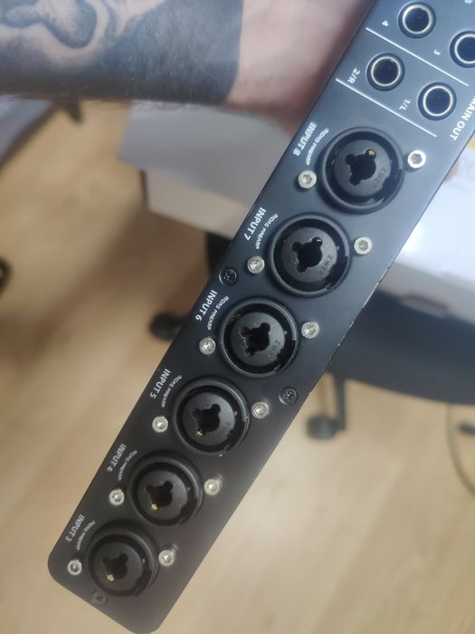 Interfejs audio Behringer UMC1820