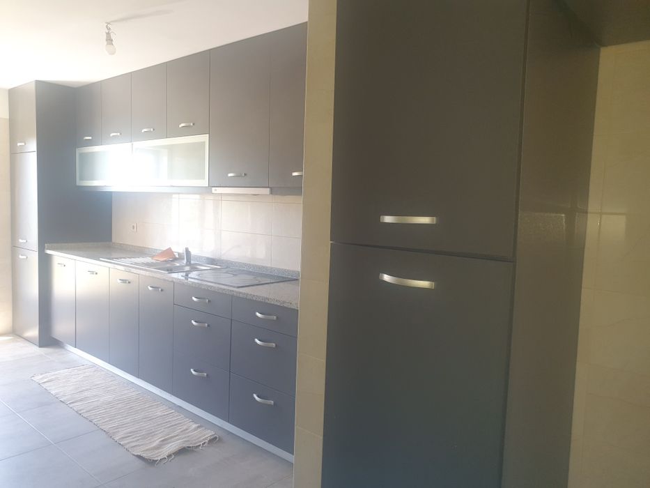 Vendo t4 renovado s. J. Madeira