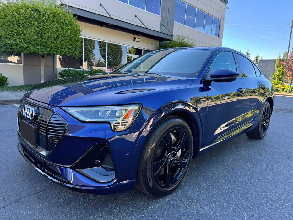 Audi e-tron Sportback quattro Premium      2021