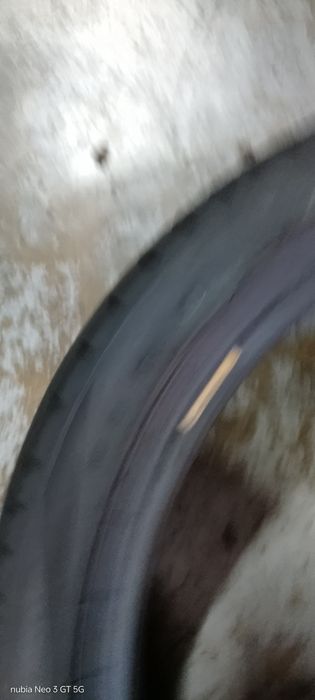 Pneus 235/40/20 pirelli semi novos