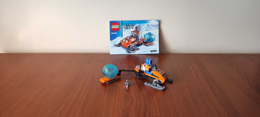 Zestaw LEGO City 60032 - Skuter arktyczny