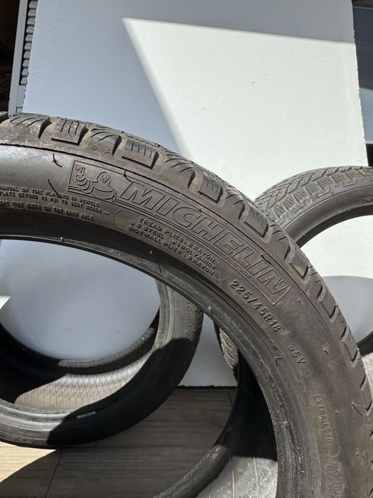 Pneu Michelin 225 45 r18 winter pilot alpin PA4