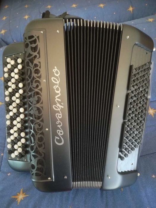 Vendo Acordeão Cavagnolo Novo
