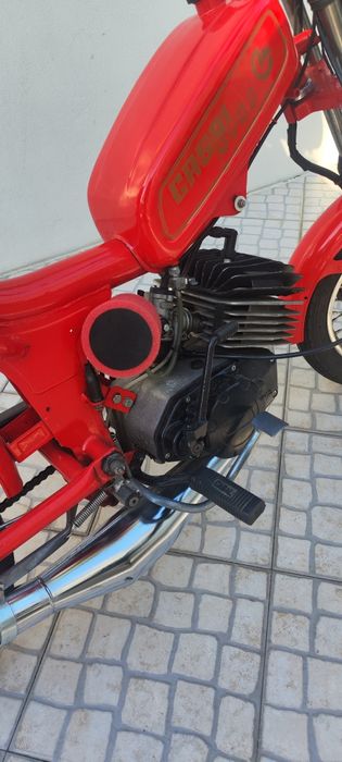 Casal Boss Macal M83