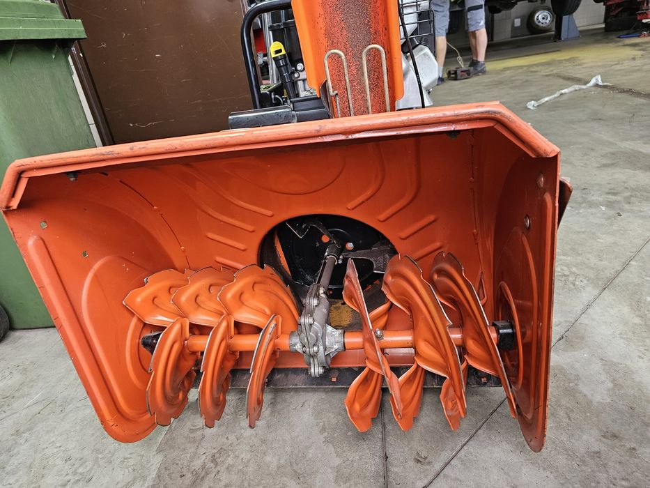 Odśnieżarka Husquarna ST 268 EPT