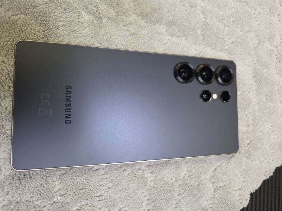 Samsung s25 Ultra 12 /256
