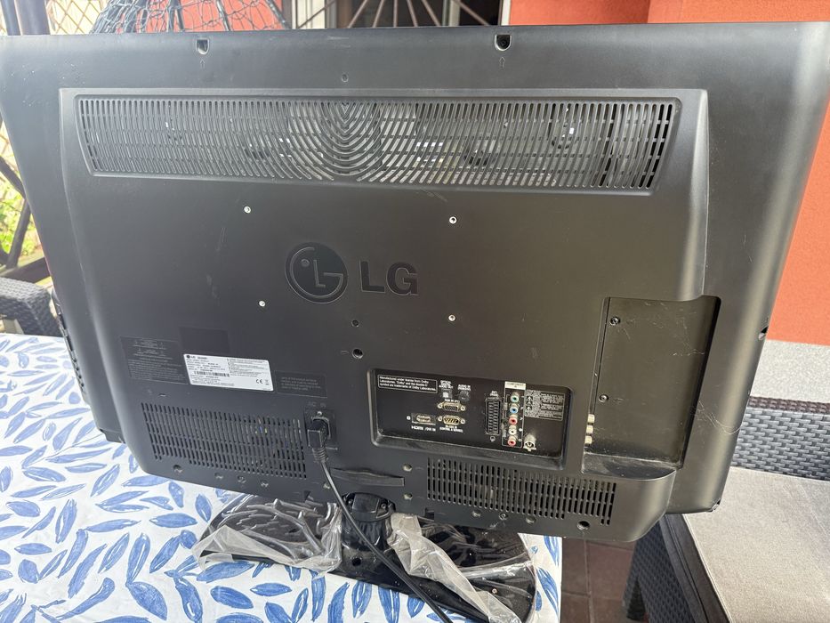 Tv lg 32 d420 z pilotem uzywany