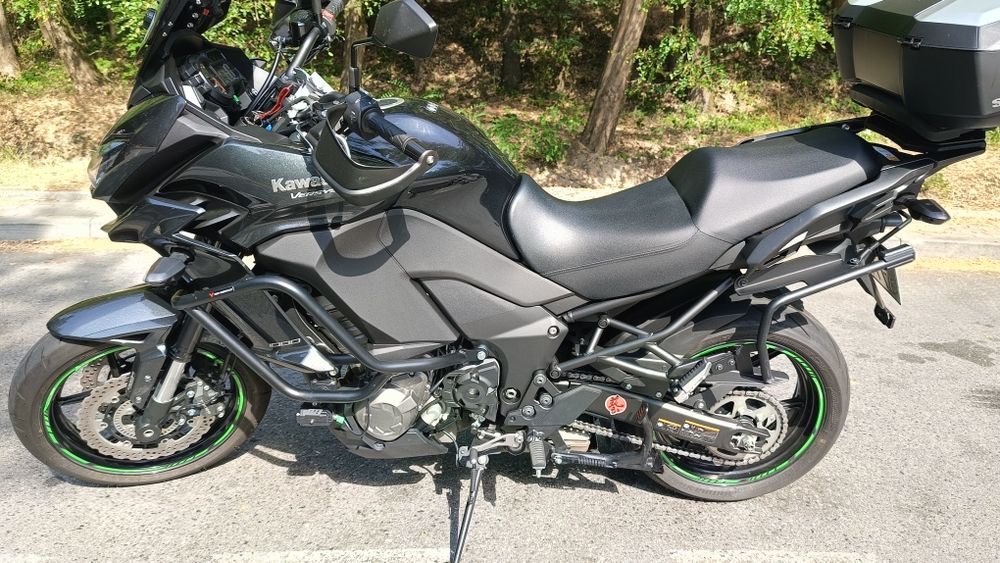 Kawasaki Versys 1000. Pierwsza rejestracja 2018. 11 tysięcy przebiegu. Super stan.