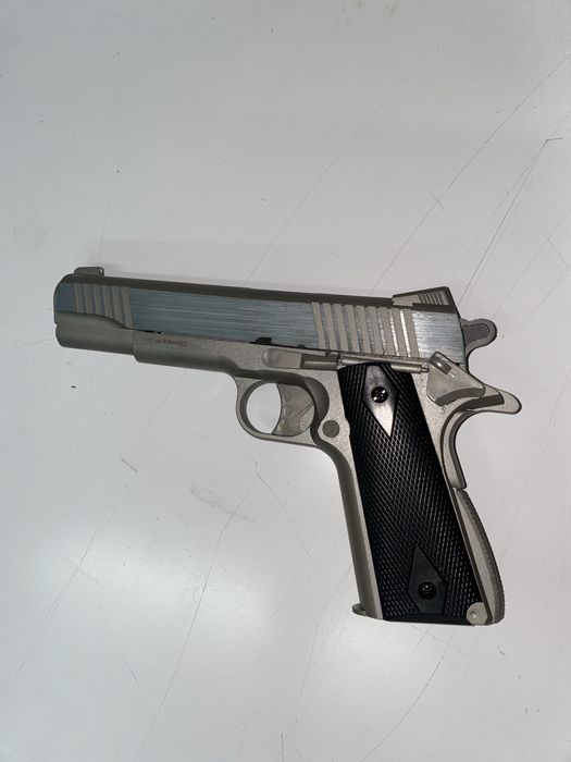 2 Pistolas 1911 CO2 4,5mm Full metal Novas