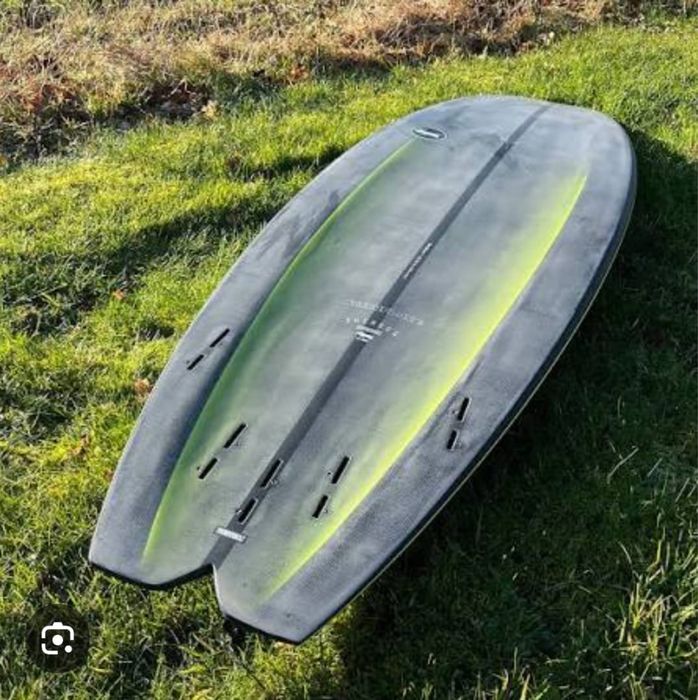 Skindog Hydroplane 6’11” thunderbolt BLACK com 46lts