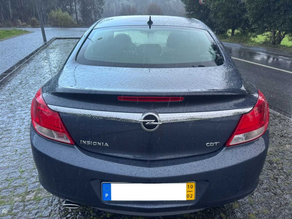 Opel Insignia 2.0 CDTI Caixa Automática 130.000 km
