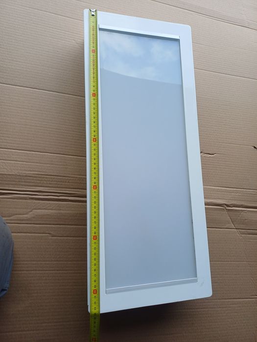 lampa w zabudowę