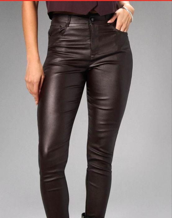 Шкіряні штани з кишенями