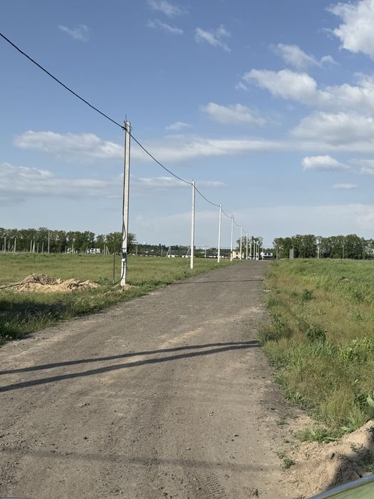 Земельні ділянки Крюківщина  від 0,4 до 1,35га(промисловість/виробництво/комерція)