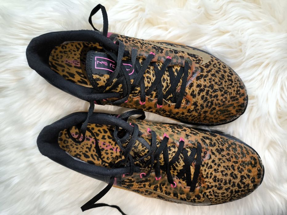Nike Metcon 6 Black gold buty panterka róż czerń 42