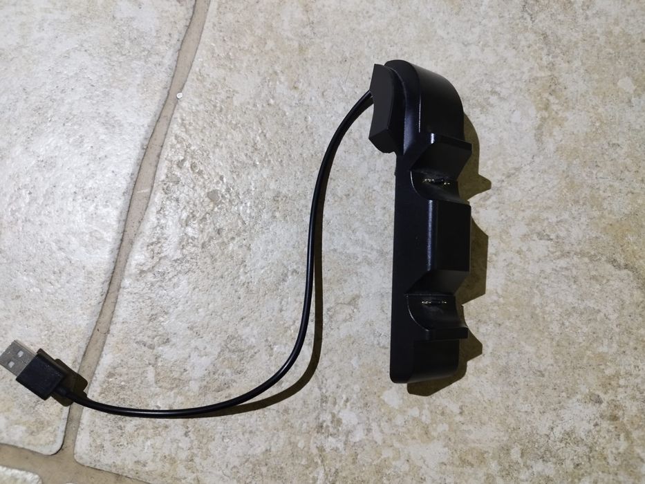 4 jogos + Suporte de comando PS 5