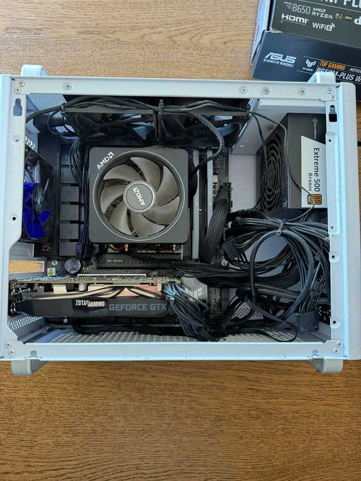 PC Ryzen 9 7900 / 32GB DDR5 6000 / SN850X / AM5 / GTX 1660 Super 6GB