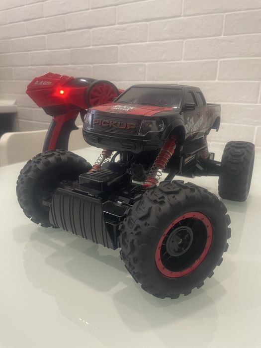 Радіокерована машинка HB Crawler 4WD Rock Through Pickup 1:14 б/у