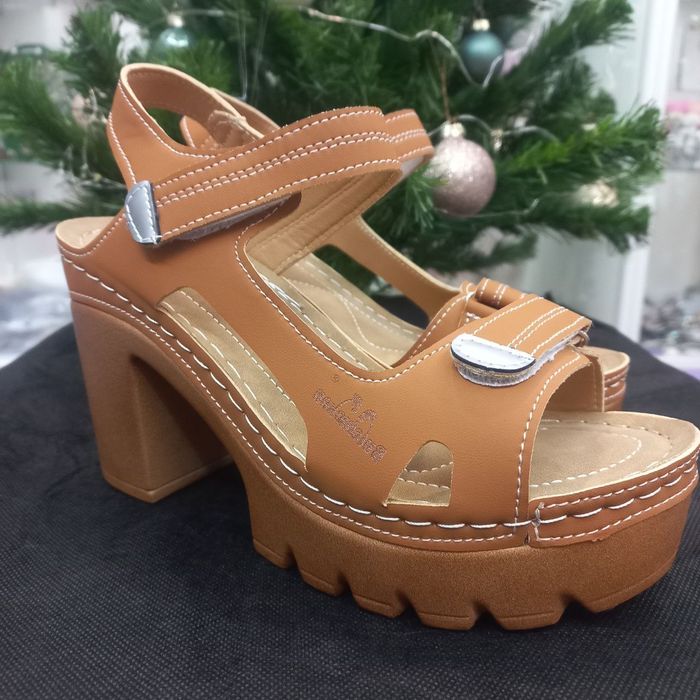 Босоножки из экокожи с натуральной стелькой