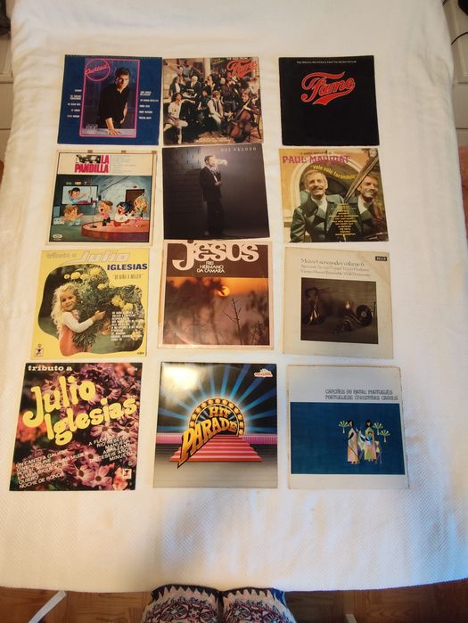 Vendo Singles e LP's de vinil