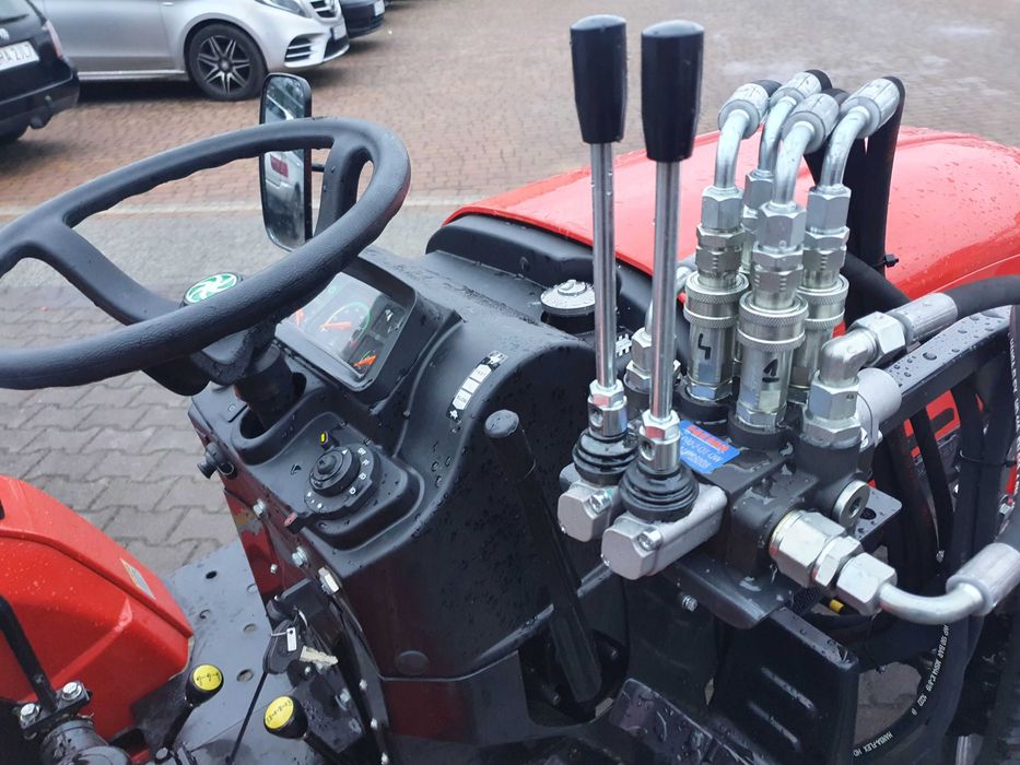 Nowy traktor ciągnik VST 918 Mitsubishi 18KM rejestracja pług