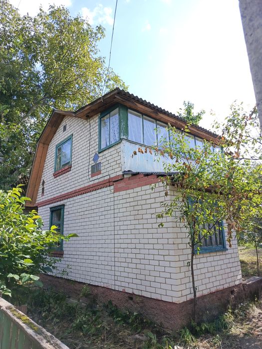 Гарна дача з балконом СТ Деснянка