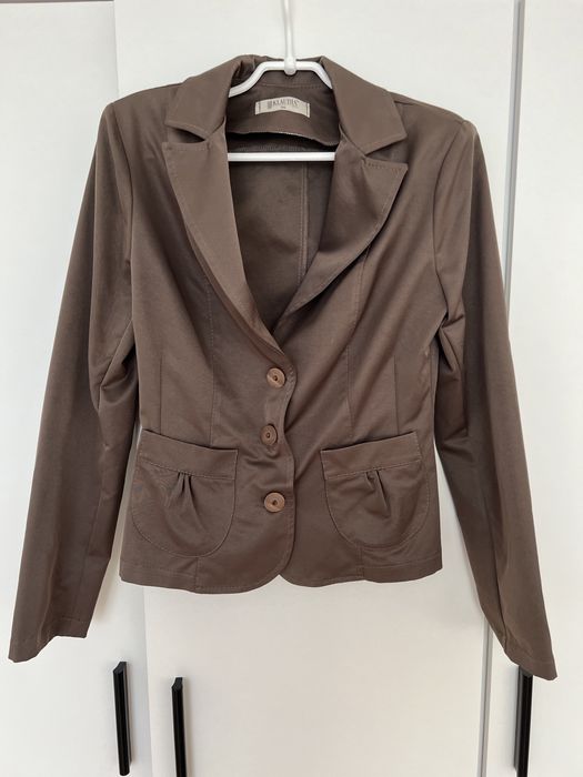 Marynarka z poduszkami 36