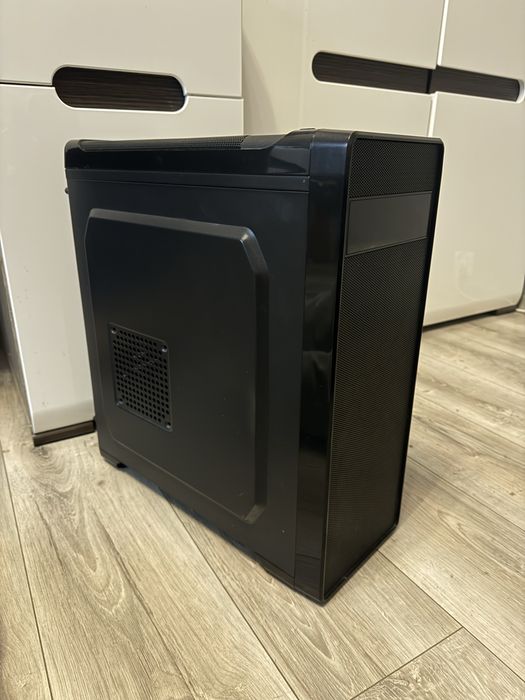 Komputer stacjonarny