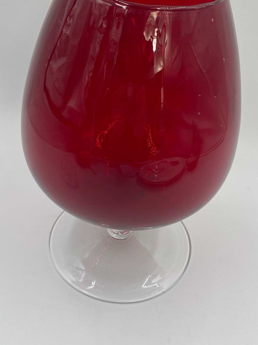Duży kielich czerwony