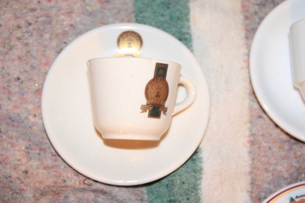 Chávenas de coleção - Marcas variadas de café