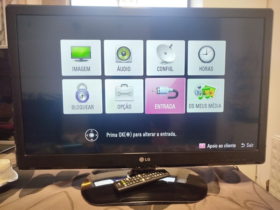 TV LG 32 polegadas como nova