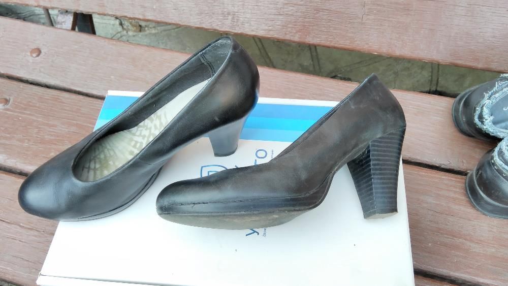 Кожанные черные туфли Clarks 38 39 размер чорні шкіра на каблуке