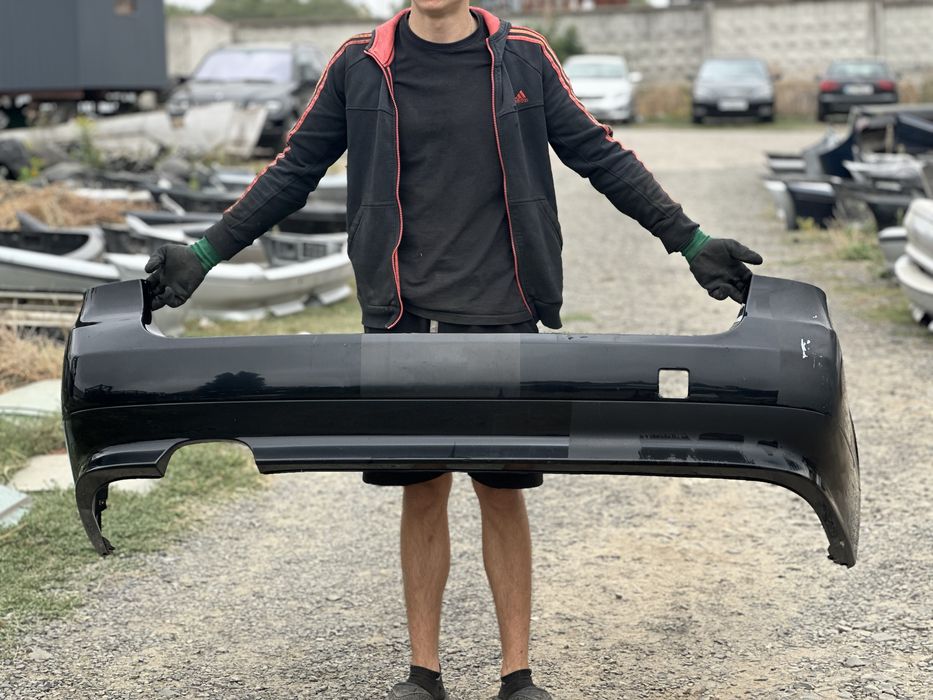 BMW Е61 задній бампер чорний 475 Блек Сапфір Універсал Зад Розборка