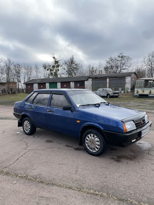 Продам ВАЗ 21099