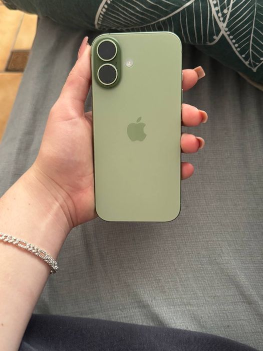 Iphone 17 256 гб 100% АКБ