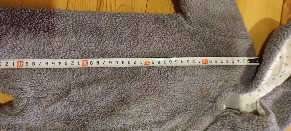 Комбінезон на 6-9 місяців з закритими ніжками