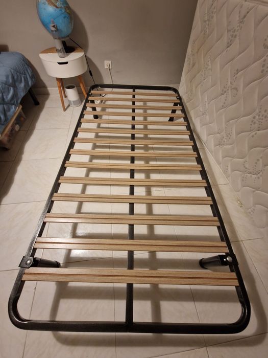 Cama solteiro ikea