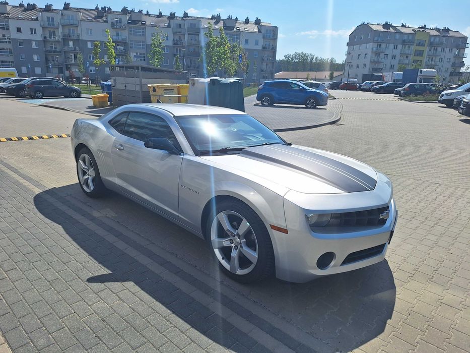 Śliczny Chevrolet Camaro