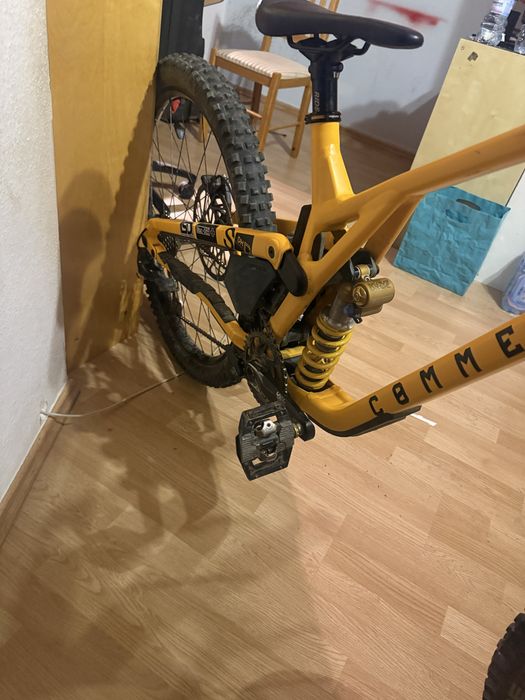 commencal supreme v5