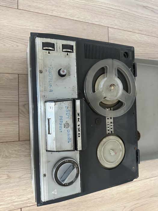 Magnetofon szpulowy Grundig