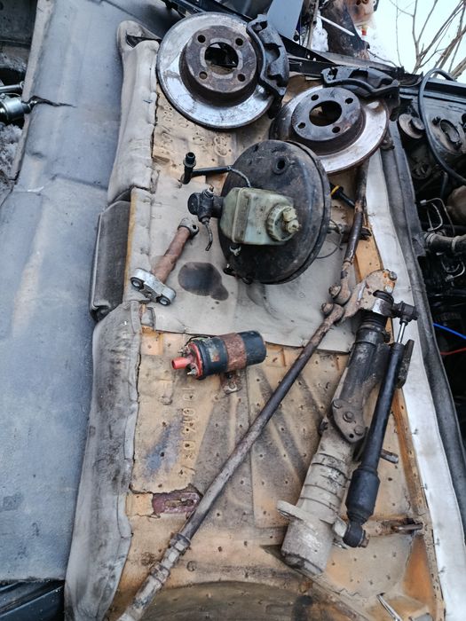 Розбираю ауд 80б3 і 100 с3