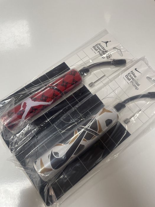 Оригінальний насос Nike N.000.1384.189 новий терміново