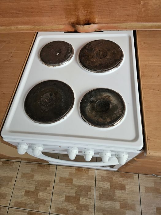 Kuchenka oddam za darmo